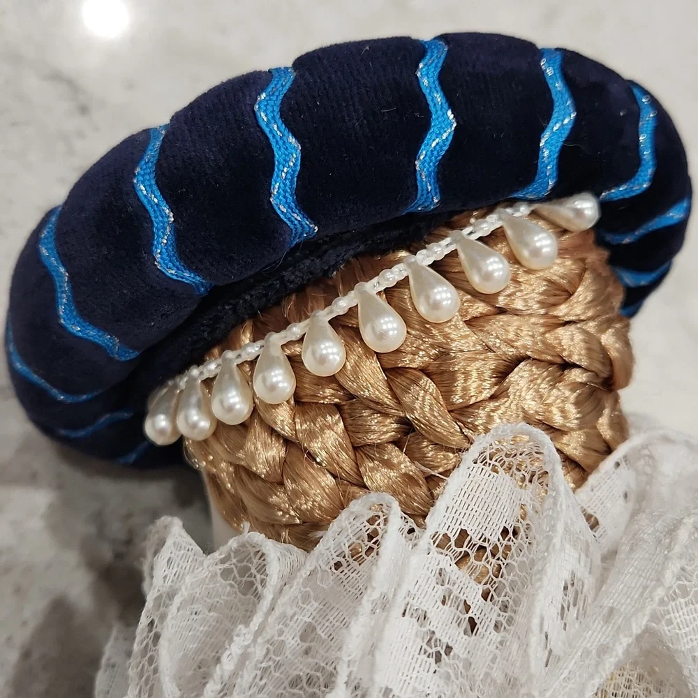 Polish Porcelain Doll Kasia - Picture 10 of 14